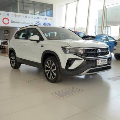 VOLKSWAGEN TAOS 1.4 250 TSI TOTAL FLEX COMFORTLINE AUTOMÁTICO VOLKSWAGEN TAOS 1.4 250 TSI TOTAL FLEX COMFORTLINE AUTOMÁTICO
